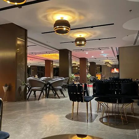 Deluxe And Spa