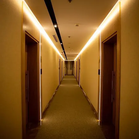 Resort Deluxe And Spa