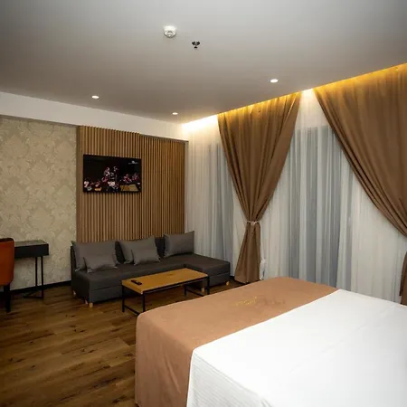 Resort Deluxe And Spa