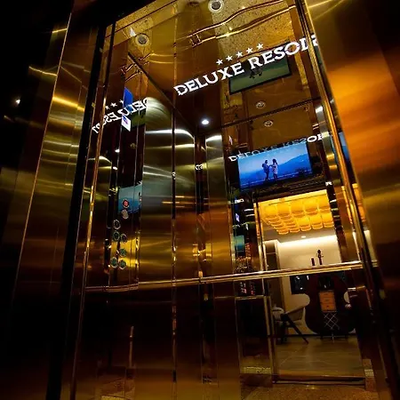 Deluxe And Spa