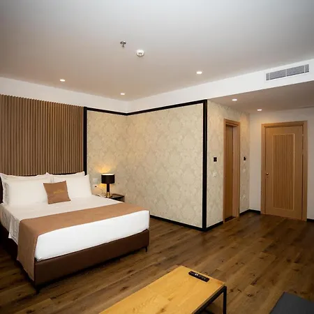Deluxe And Spa Resort *