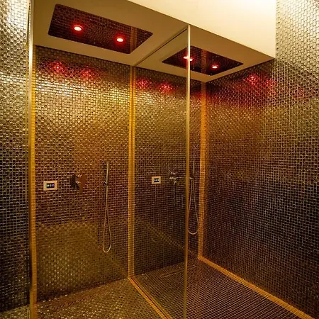 Deluxe And Spa Koplik