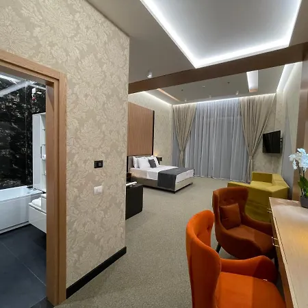 Üdülőközpont Deluxe And *