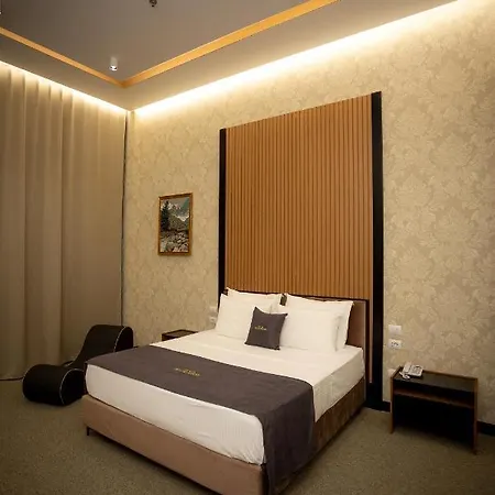 Resort Deluxe And Koplik