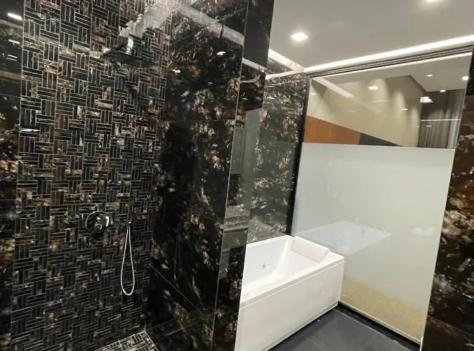 Rezort Deluxe And Koplik