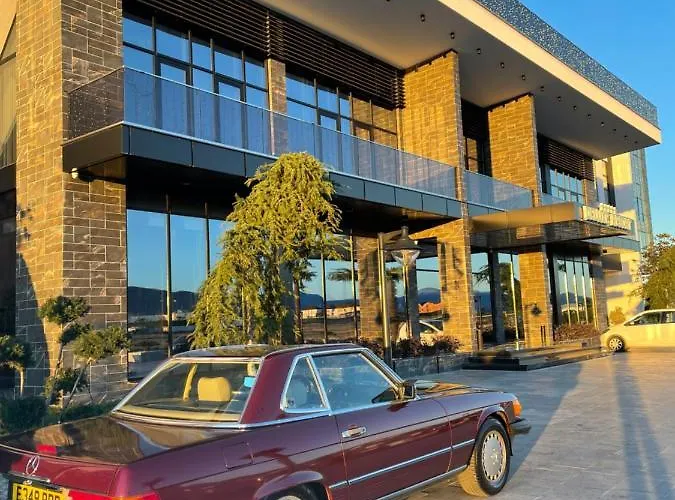 Deluxe And リゾート