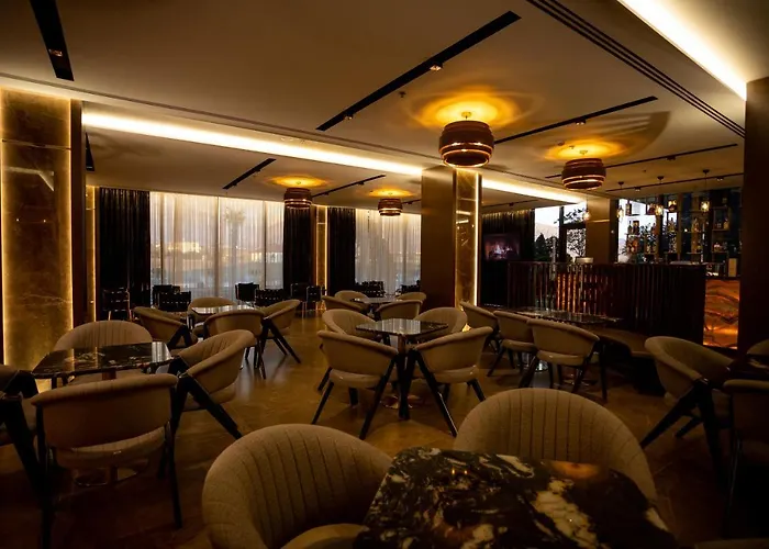 Deluxe And Üdülőközpont Koplik